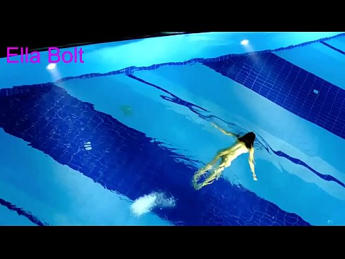 ❤️ Hindi ko mapigilang panoorin, ang batang blonde ay nahuling lumalangoy nang hubo't hubad sa ELLA BOLT resort pool ❤️ Porn video sa tl.pornmega.ru ❌️
